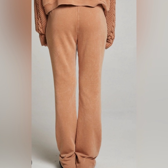 Chaser Cloud Toffee Pullover and Ant Trousers size small - Picture 3 of 10